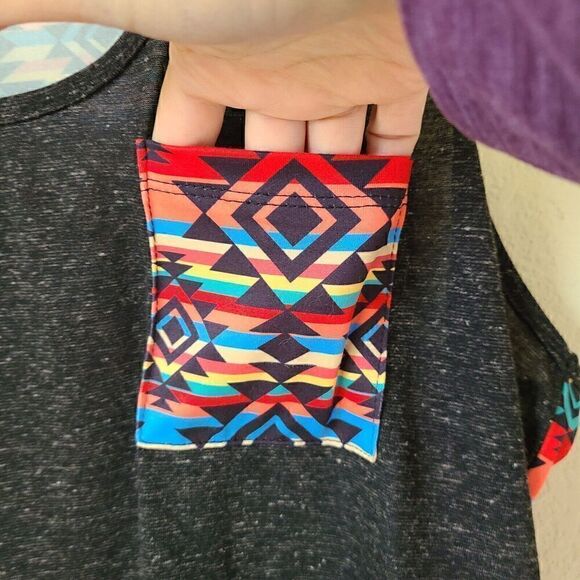 Sunshine & Rodeos Aztec Tank Top 3XL New With Tags Pocket Multi Color Sleeveless - Picture 5 of 10
